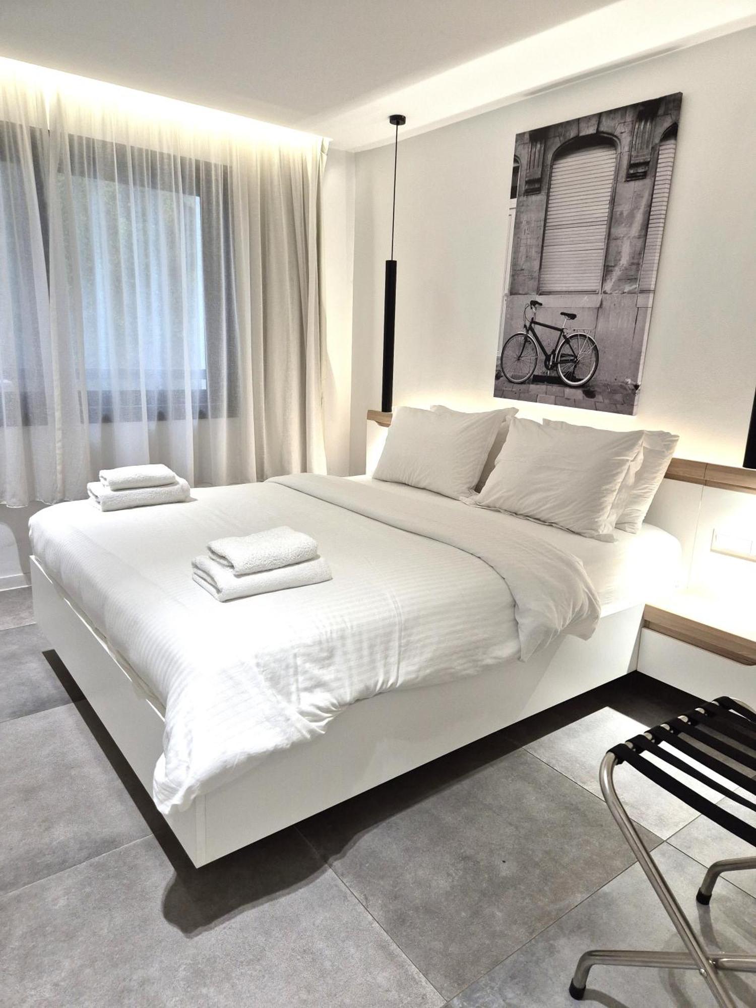 The Dazzling Glimpse Acropolis Suites 아테네 외부 사진